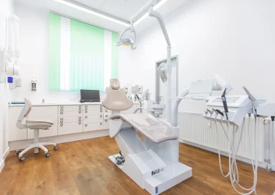 Zahnarztpraxis Sultani Behandlungszimmer